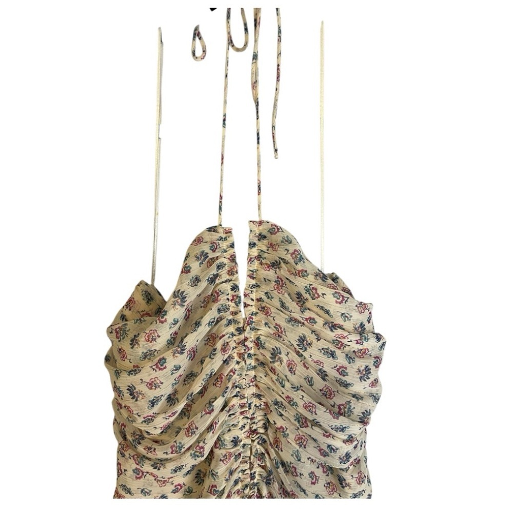 ZARA Summer Halter Cream Floral Dress
Love shack fancy inspired - Picture 4 of 15